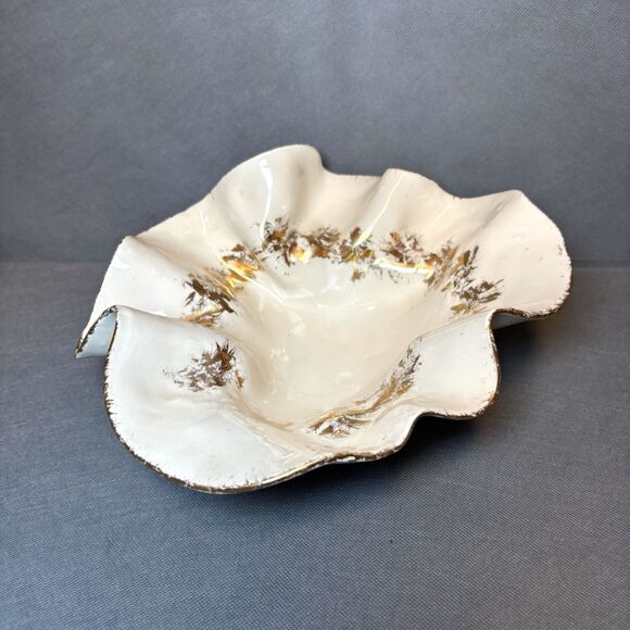 Vintage Ruffled Bowl Centerpiece Gold Leaf Handmade Art Pottery Glaze Retro 1970 - Picture 1 of 12